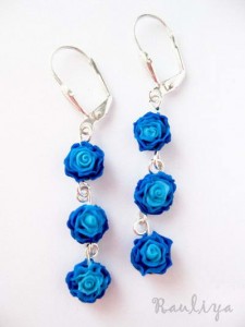 12) Серьги Голубые розы. 70.000